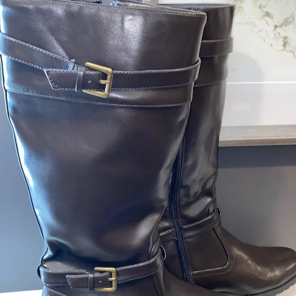 New Chaps boots - Picture 3 of 8